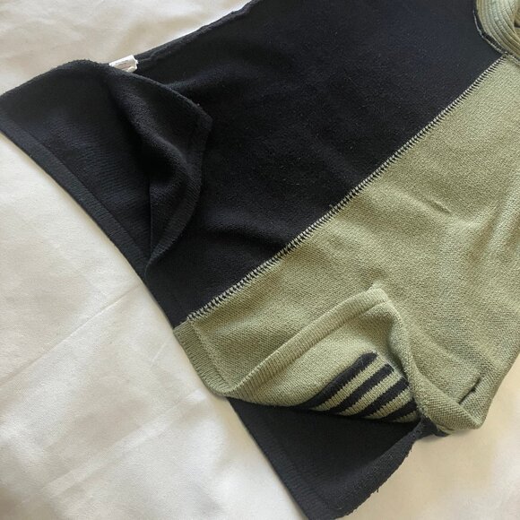 Neon Buddha | Serene Pullover 100% Cotton Black/Green High Neck Sweater – Size M - Picture 6 of 10